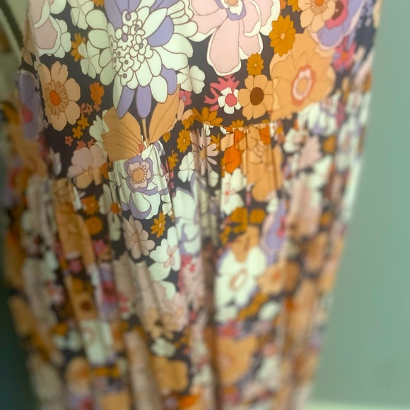 Maxi Floral Dress Spaghetti straps/ Low back Size XL - Picture 3 of 9